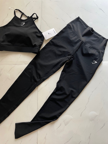 Conjunto Leggin Y Top Grymshark Negro Talla M/l Negro M/l (Usado)