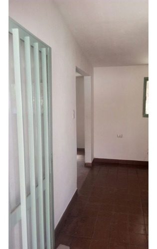 Imagen 9 de 13 de Entre V. Rivera Indarte Y Saldán- Dpto + Terreno- Renta Aprox. $ 35.000