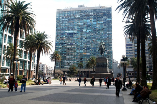 Venta Oficina Por Juncal Ciudad Vieja Montevideo