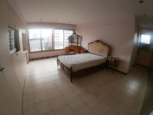 Imagen 9 de 15 de La Florida Venta De Apartamento 221 Metros 22-15611