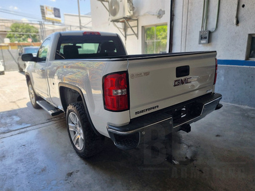 GMC Sierra 5.4 Cabina Regular Sle 4x4 At