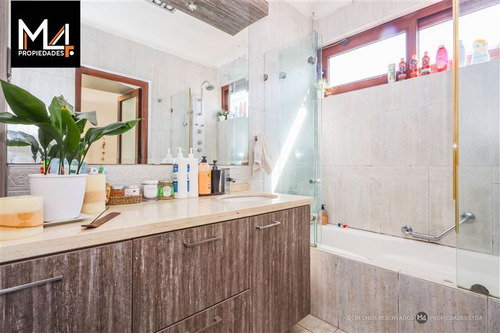 Casa En Venta En Ñuñoa