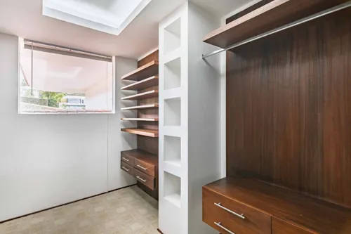 Casa En Venta En Mercenario. Cod V23518