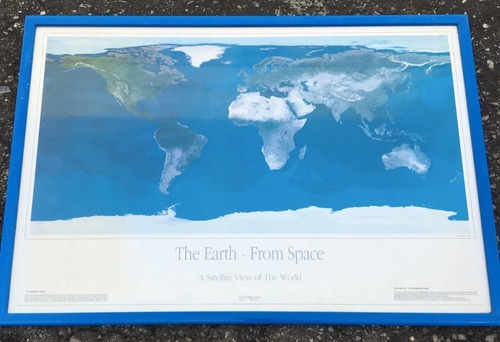 Cuadro La Tierra Desde El Espacio Marco Azul 95cm X 64.5cm