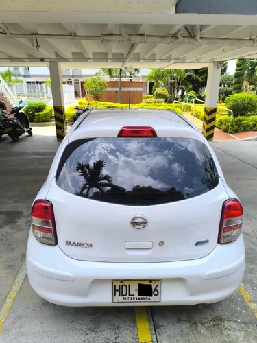 Nissan March 1.6 Sense