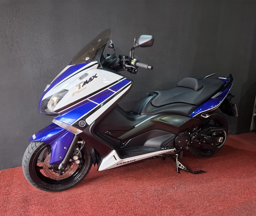 Yamaha T-max