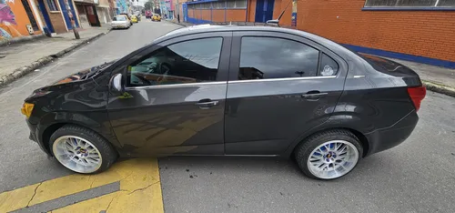 Chevrolet Sonic 1.6 Lt 5 p