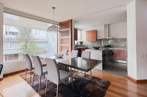 Apartamento En Arriendo En Los Rosales. Cod A7248