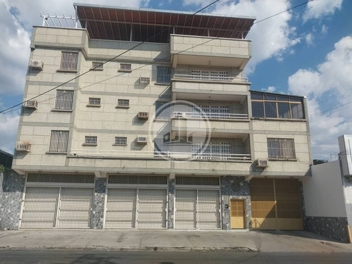 En Venta Bello Amplio Y Cómodo Apto Con Terraza  Maracay 005jsc