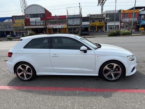 Audi A3 2.0 L S-line At Dsg