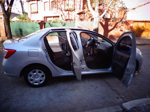 Imagen 13 de 14 de Renault Logan || Authentique Plus C/ Gnc