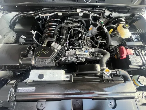 Nissan Frontier 2.5 Le At