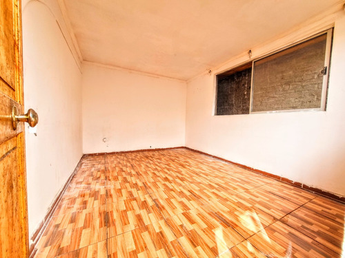 Real Oportunidad Inversión! 12 Dorm. 6 Baños, 3 Deptos Inter