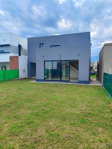 Casa En Praderas Del Nogal