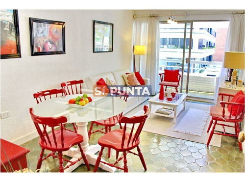 Imagen 8 de 28 de - Apartamento Para La Venta En Península- Punta Del Este Con Muy Linda Vista Al Puerto...