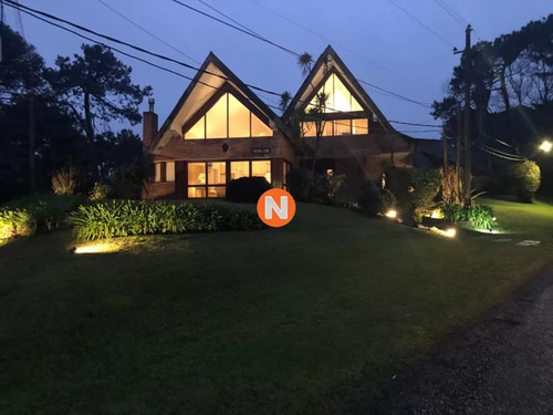 Espectacular Casa En Alquiler De Temporada De 5 Dormitorios