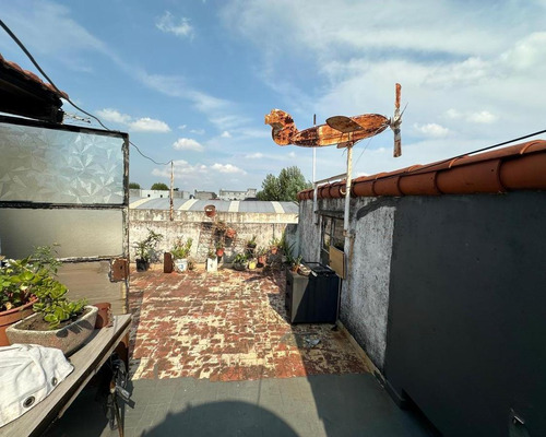 Casa En José Manuel Estrada 906