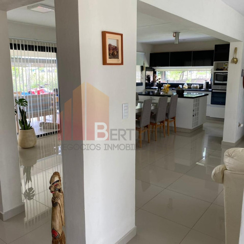 Venta Casa En Tejas 4, 3 Dormitorios, 3 Baños