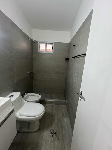 Casa 3 Hab. Cocina-com-star, 1baño,cochera,galería,parriilla