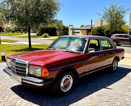 Mercedes Benz 230e. Año 1981. Impecable. 80.000 Km Reales
