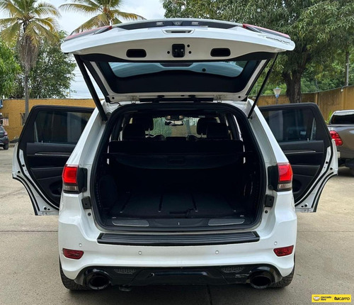 Jeep Grand Cherokee 6.4 Srt8