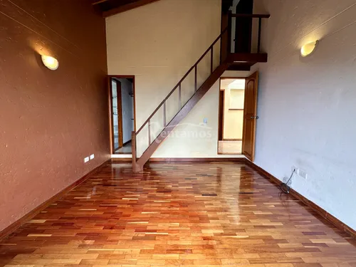 Casa En Arriendo En Loma Del Escobero. Cod A776176