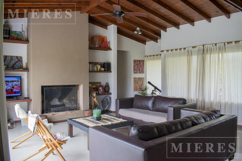 Imagen 11 de 30 de Lindisima Casa En Venta Con Vista Al Lago En Chacras De La Cruz