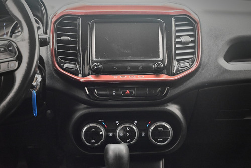 Imagen 12 de 18 de Fiat Toro 1.8 Freedom Dc Mt