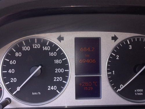 Mercedes-benz Clase B B180