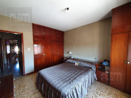 Imagen 3 de 15 de Casa - Temperley Este