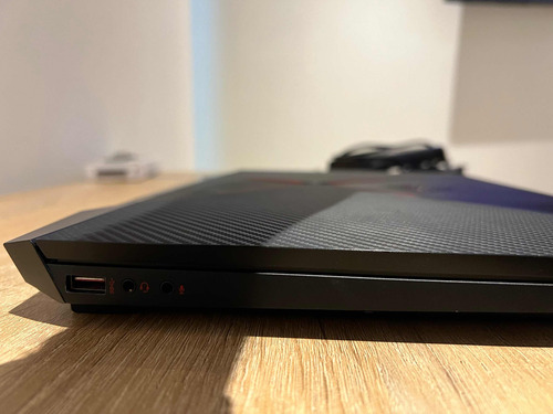 Laptop Hp Omen 15 Dcl1003la, Intel Core I7 Ram 16g (Usado)