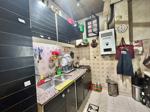 Ph Tipo Casa De 3 Amb, Con Patio Y Terraza Propia En Pque. Avellaneda, En Venta