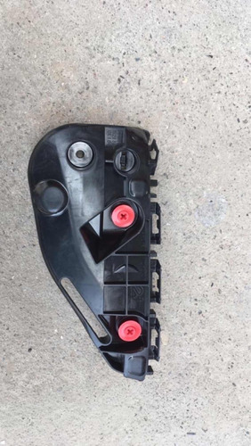 Guia Soporte Defensa Del Lh Toyota Hilux 2017 52116-0k180
