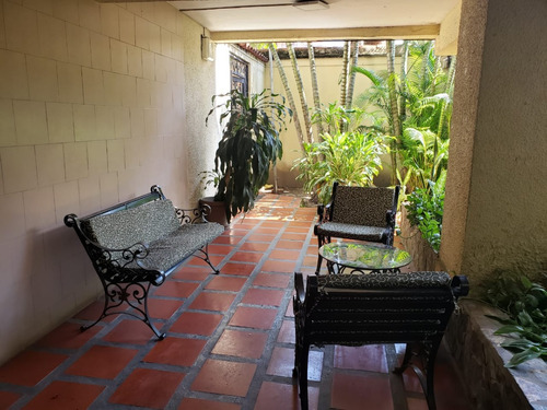 (ig) En Una De Las Mejores Zonas De Maracay, Vendo Funcional Apartamento ¡excelente Zona Para Vivir, Excelente Oportunidad!