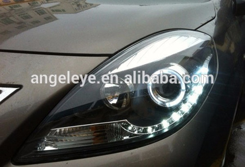 Faro Ojo De Angel Nissan Versa (par)