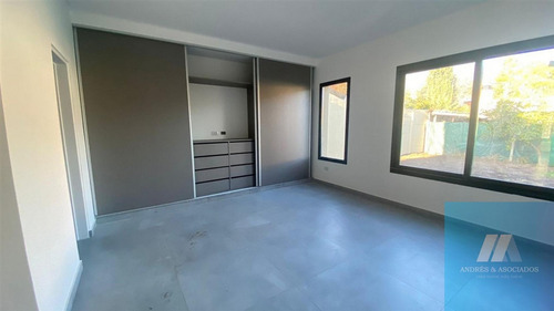 Imagen 10 de 15 de Venta Casa Barrio Las Catecas En Bella Vista