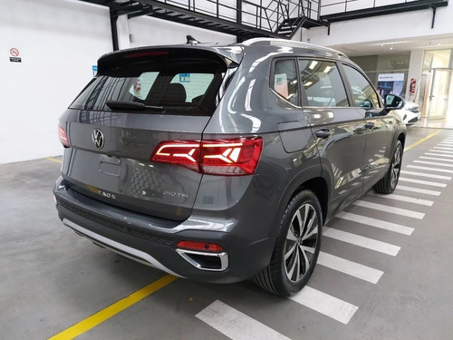 Imagen 4 de 15 de Volkswagen Taos Highline At 1.4 0km Mos My23