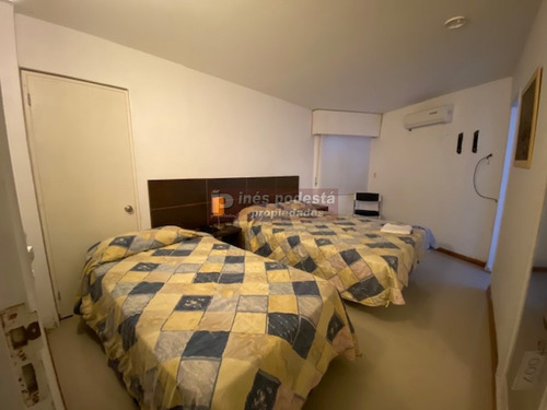 Hotel En Venta En La Península A Pasos Del Puerto- Ref: 37584