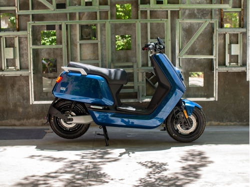 Imagen 5 de 15 de Moto Electrica Scooter Nuuv Nqi Sport Bosch Litio Panasonic