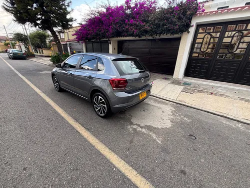 Volkswagen Polo 1.6 Highline At