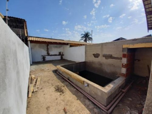 Imagem 2 de 14 de Casa No Litoral Sul, Com 2 Quartos Em Itanhaém-sp | 8259-pc