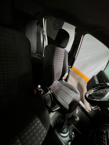 Renault Megane Ii Mod. 2008 Excelente Estado Calcomanía Cero