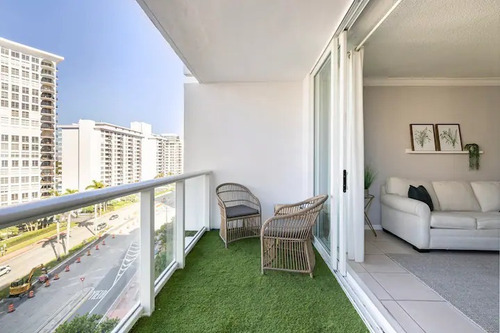 Imagen 11 de 15 de Departamento Sobre La Playa En Miami Con Estacionamiento