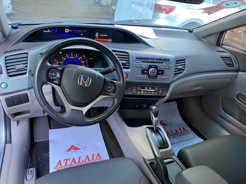 Imagem 4 de 15 de Honda Civic Sedan Lxs C-at 1.8 16v 4p 2013