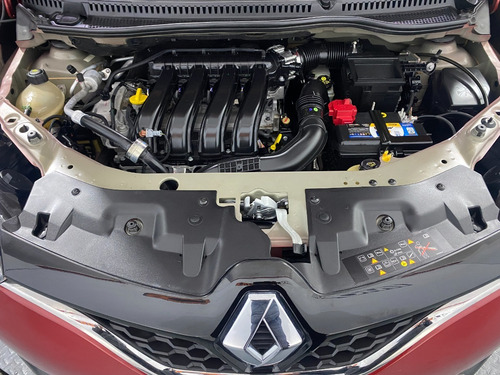 Imagen 12 de 12 de Renault Captur 2.0 Zen Mt 2019-imolaautos