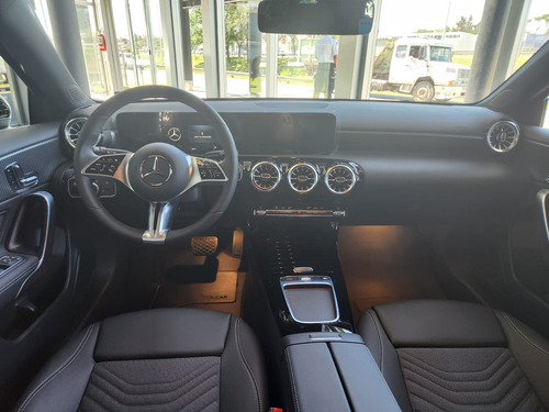 Mercedes-Benz Clase A 1.3 A200 163cv Progressive Sedan