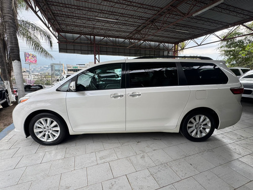 Toyota Sienna 3.5 Limited At