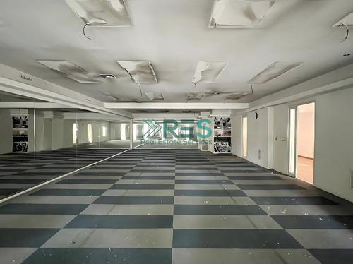 Local Comercial En Arriendo En Las Condes