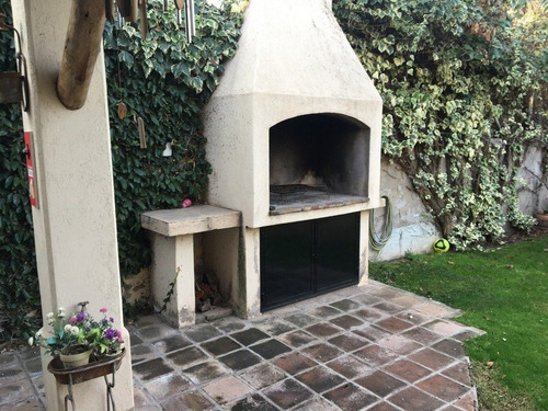 Imagen 9 de 9 de Contacto Inmobiliaria Sucursal Chacras De Coria Vende Casa En B° Huerto Del Sol
