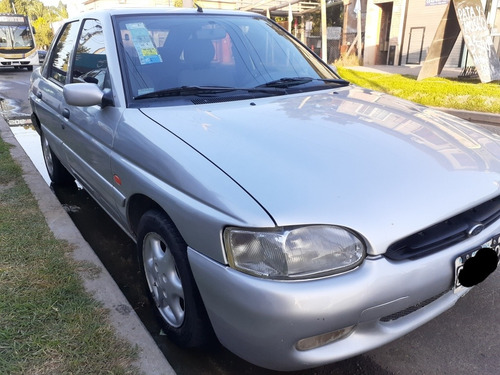 Ford Escort 1999 1.8 Ghia